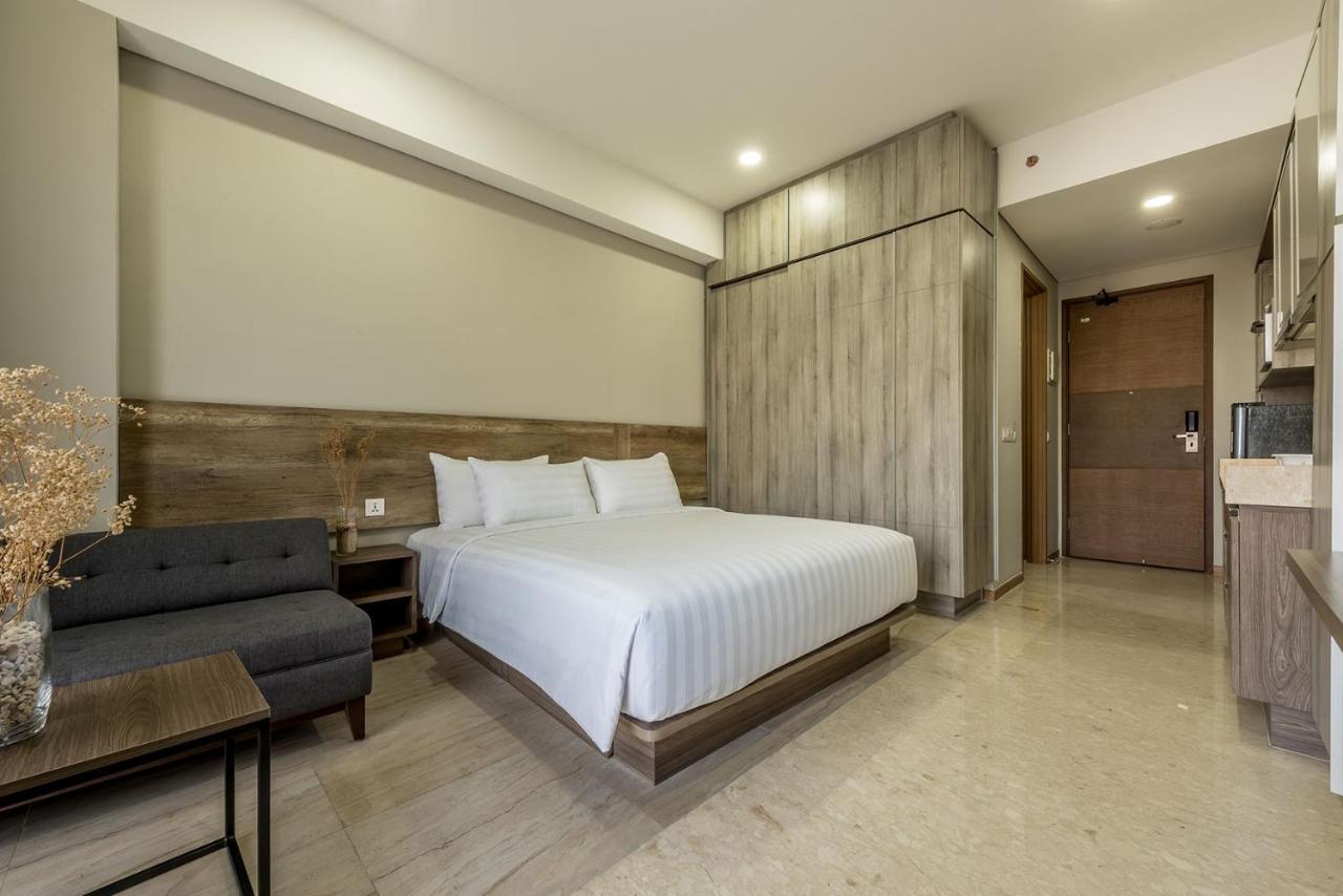 Grande Valore Hotel Cikarang Exterior photo
